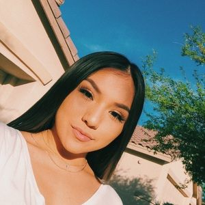 Meet your Posher, Cali